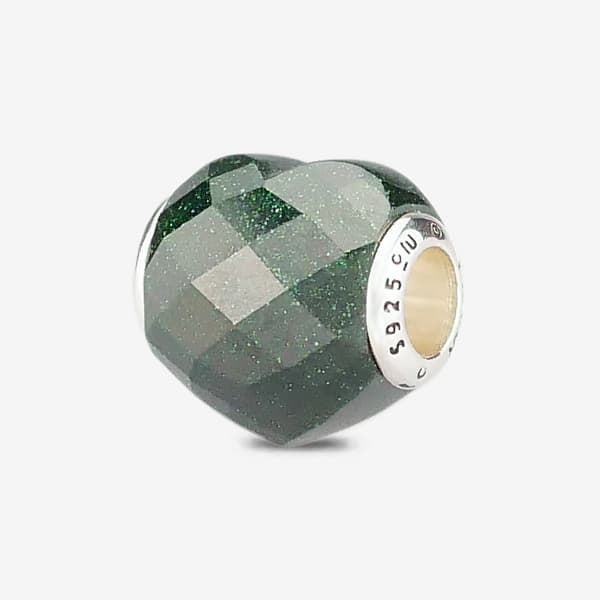 EMERALD GREEN GOLDSTONE HEART